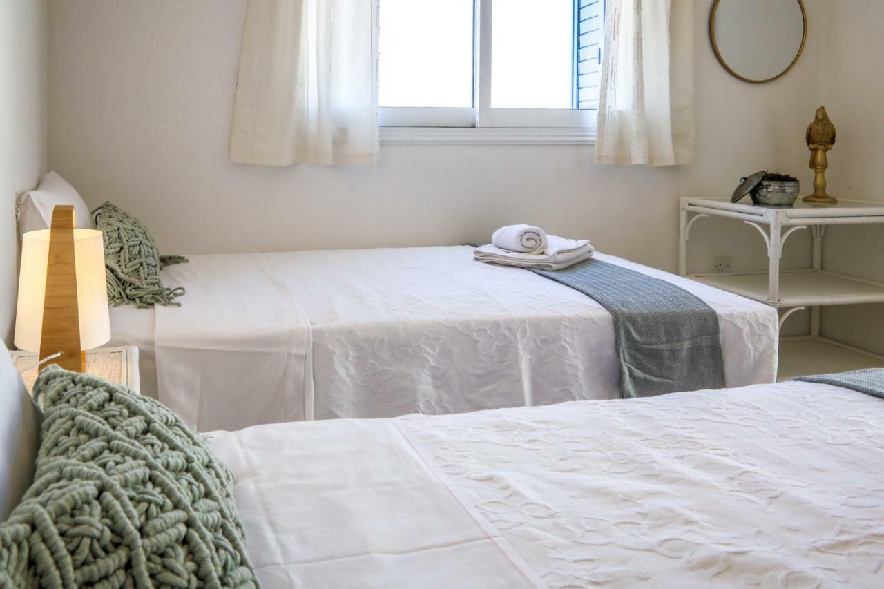 Phaedrus Living: Seaside Luxury Villa Anafi Paralimni Bagian luar foto